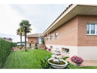 Xalet a Gracia 7. Torre en venta en ors