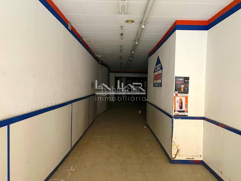 Foto 496d12eb-edf7-4bf8-a78a-52fcacaf532d. Alquiler local comercial local en alquiler en centro histórico en Vic