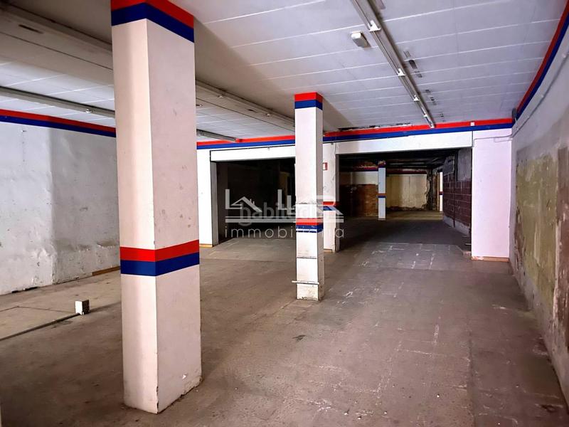 Foto 94505b3b-327e-4add-b059-408e1049165f. Alquiler local comercial local en alquiler en centro histórico en Vic