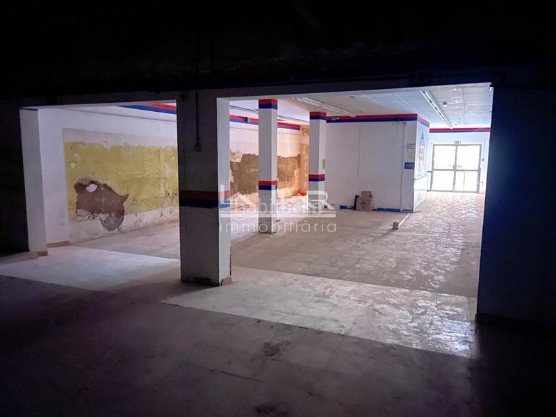 Foto d76e3398-fc2a-4242-9c7d-f1afefc5f259. Rent business premise in Centre Vic