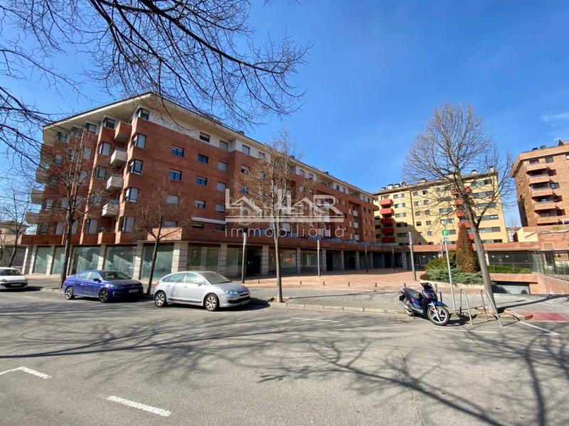 Foto 8416e153-a2eb-4745-bfc0-dd434db5f5a6. Alquiler local comercial en perot rocaguinarda 9999 local comercial de nueva construcción en alquiler en Vic