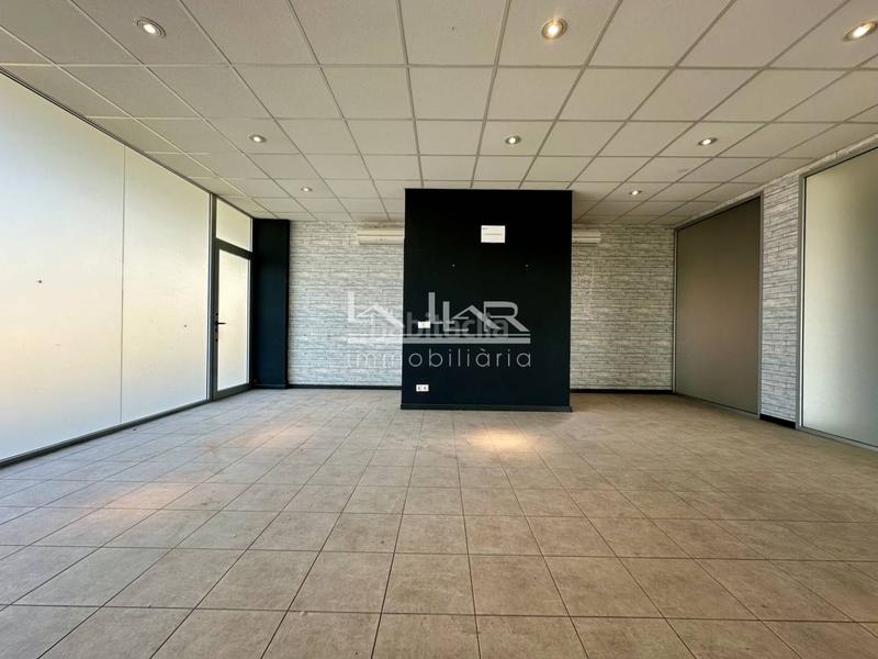 Foto 6c13ac5e-6ded-48a0-b4e1-119165d93ef0. Lloguer local comercial a El Sucre-El Nadal Vic