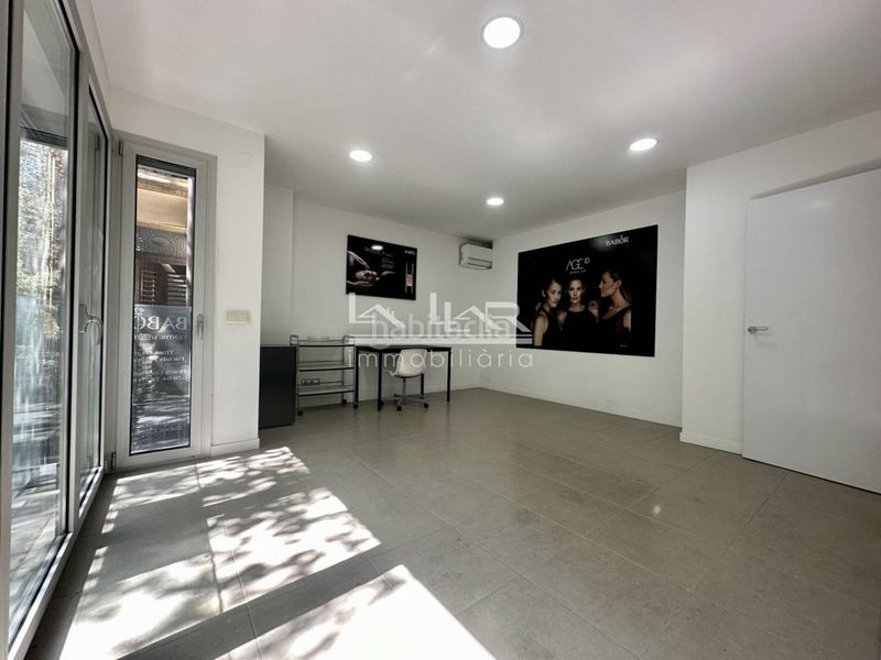 Foto c7166d93-2b2d-4a34-a554-2661a2cd29a1. Miete büro in Centre Vic