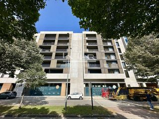 Rent Flat in Calle mossen gudiol 9-15. Piso en alquiler en el centro de vic