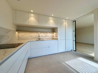 Miete Etagenwohnung in Calle mossen gudiol 9-15. Piso en alquiler en el centro de vic