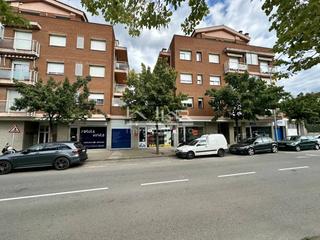 Location Local commercial à Països catalans 29. Local en alquiler avenida de países catalanes
