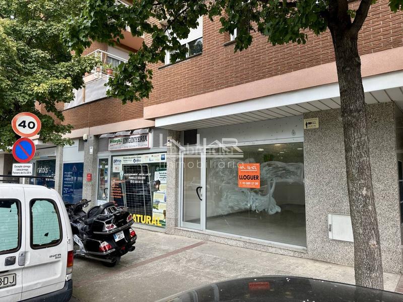 Foto aaacb2c3-174c-47e4-a328-df12d0c3554a. Location local commercial dans països catalans 29 dans Vic