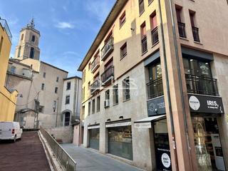 Location Bureau à Gurb 17. Despacho en alquiler en el centro de vic