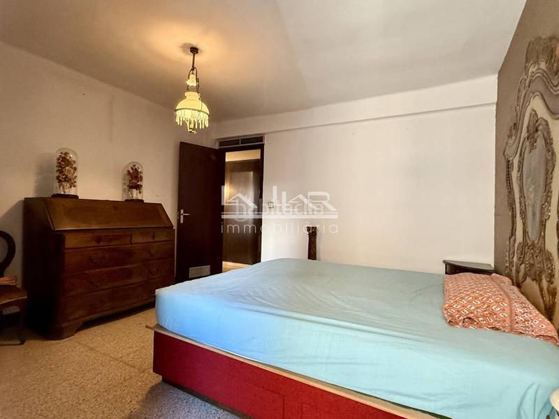 Foto df2d8a93-7c88-4d70-8f78-d2c2409e0d50. Pis amb calefacció aparcament a Centre Vic