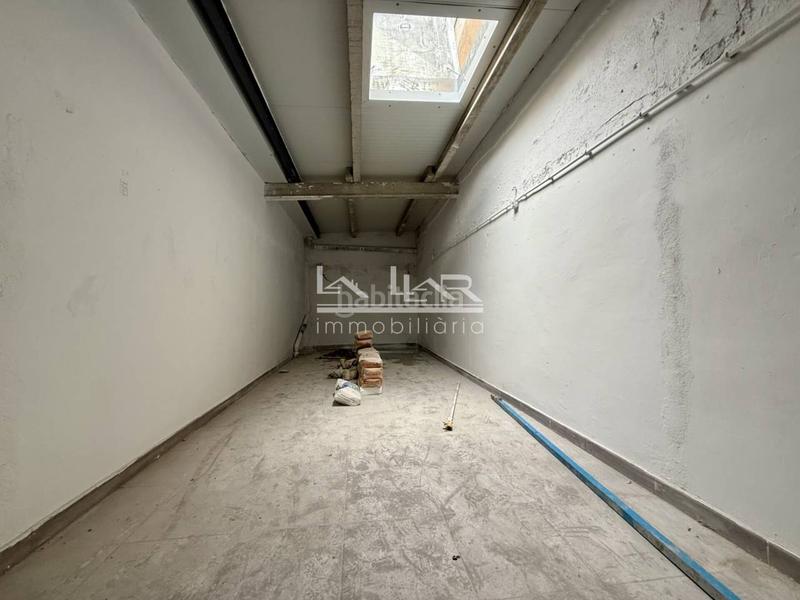 Foto 046f31e4-7aec-45a1-b65d-23f4ba06d717. Lloguer nau industrial a Nord Vic