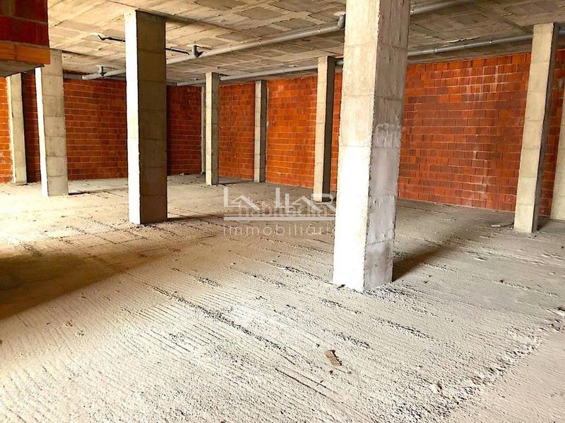 Foto 042fef72-9e56-4a62-93da-3becf6681d68. Lloguer local comercial a eix onze de setembre 44 a Vic