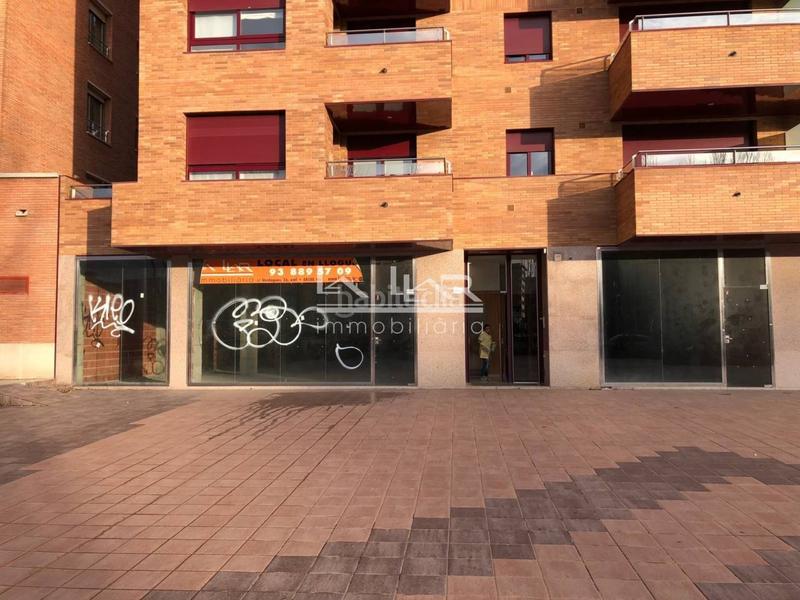 Foto 1d211b8a-4301-4a81-be24-a47470e26d4c. Location local commercial dans eix onze de setembre 44 dans Vic