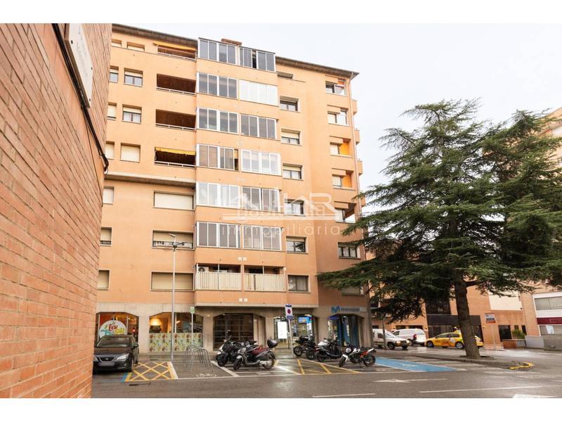 Foto 5d37e1fe-4722-4875-8bed-850cede4fb24. Piso en joan puig 2 piso en venta en Nord Vic