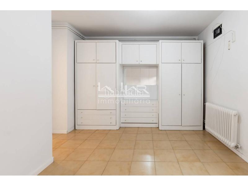 Foto 8f8207fc-d93b-4993-9ae5-6aea29f79bb3. Piso en joan puig 2 piso en venta en Nord Vic