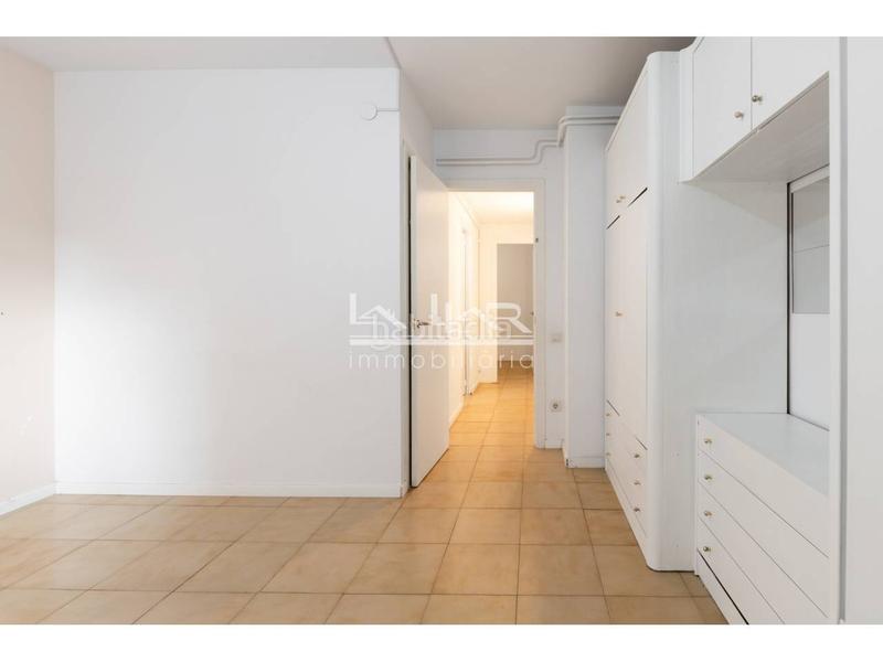 Foto b451e54e-e331-4019-a350-3602835a67c4. Piso en joan puig 2 piso en venta en Nord Vic