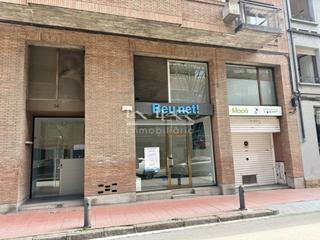 Lloguer Local Comercial a Bisbe morgades 34. Local en alquiler en nordel sucreuniversitat08500