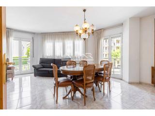 Appartement  Raval cortinas. Piso en venta en la zona del ambulatorio de vic