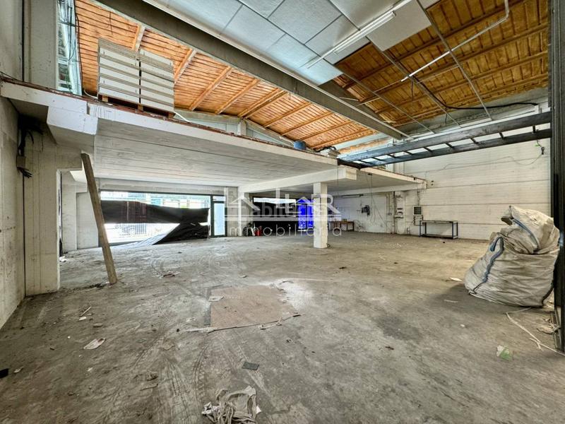 Foto 175b391d-513c-45da-945e-d5062cc2ca21. Lloguer nau industrial a Nord Vic