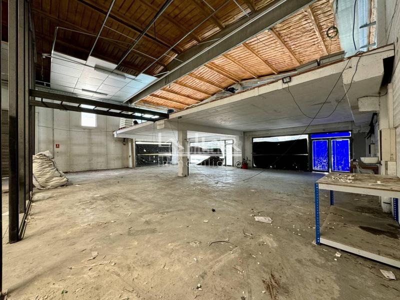 Foto 7ae563b9-39b9-4da7-bbc5-5fe30d56253e. Lloguer nau industrial a Nord Vic