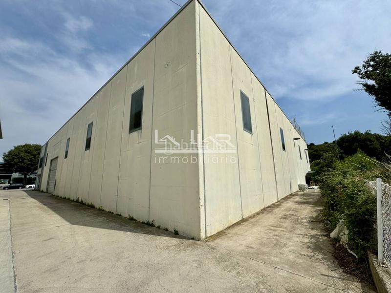 Foto edaaaa1a-c7f2-4dc4-a8c1-c63958e1e6ac. Lloguer nau industrial a Nord Vic