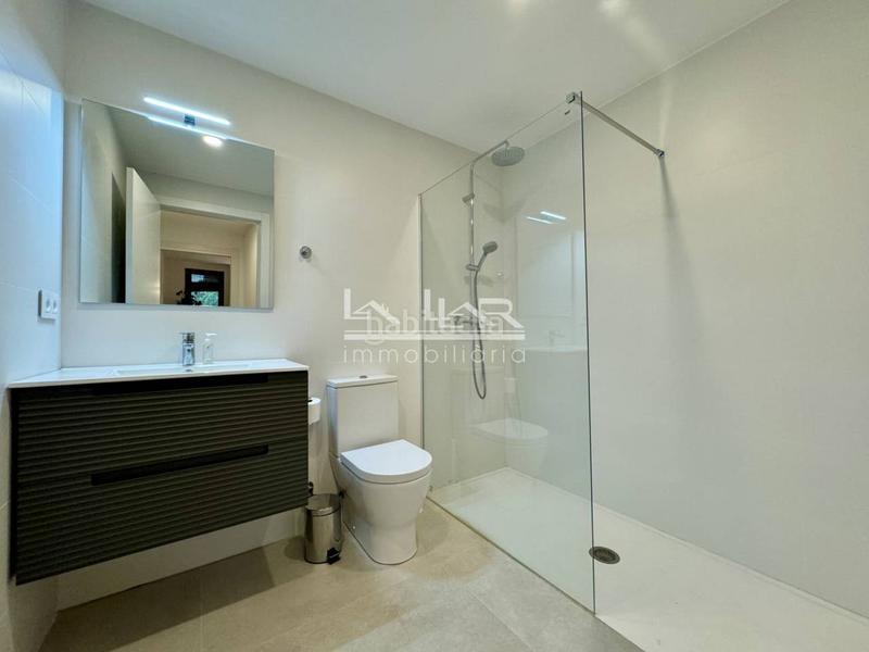 Foto 73e02ca1-3124-47fb-8625-3ad34b22632c. Location appartement avec chauffage dans Centre Vic