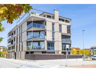 Pis  Josep maria sert 10. Piso en venta en la zona consum
