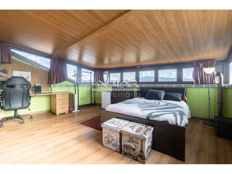 Foto 004535b6-f964-481c-8f0c-168c9d0cc736. Dúplex espectacular dúplex en venta zona santa anna en Vic