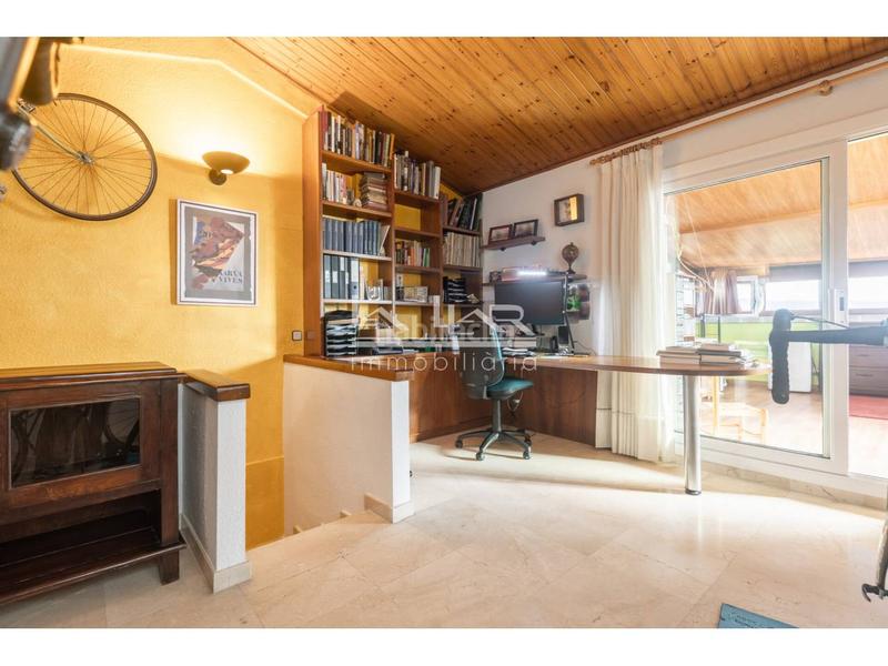 Foto 48110f25-a9f4-44e1-b326-412bad753551. Dúplex espectacular dúplex en venta zona santa anna en Vic