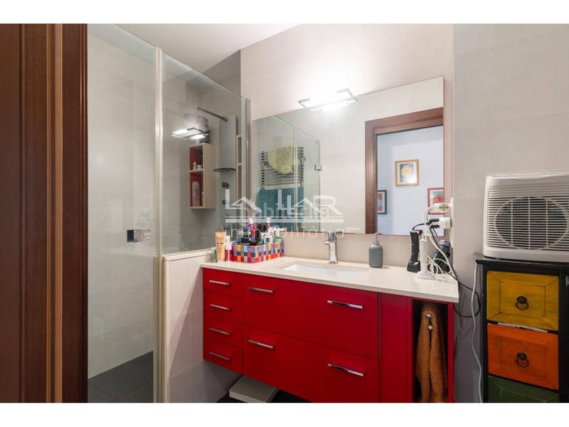 Foto 844c1e93-045f-492b-8802-b1f77c383ff8. Dúplex espectacular dúplex en venta zona santa anna en Vic