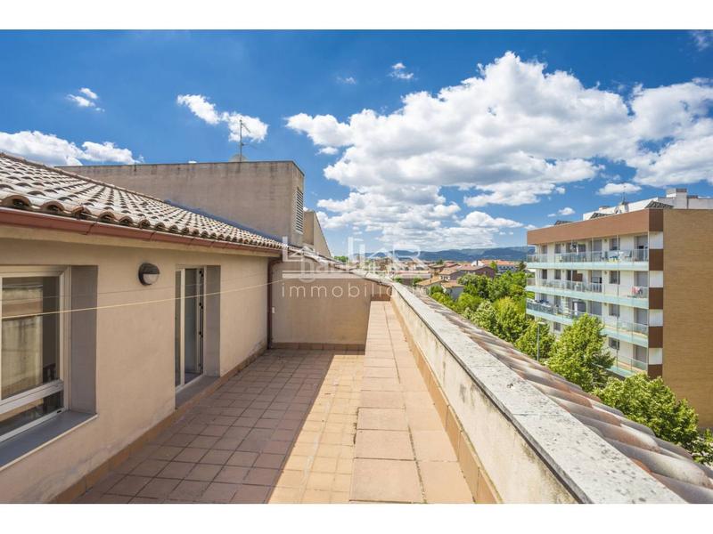 Foto 5f75475d-bdeb-4218-a54c-378888d98135. Duplex avec chauffage parking dans Estadi-Santa Anna Vic