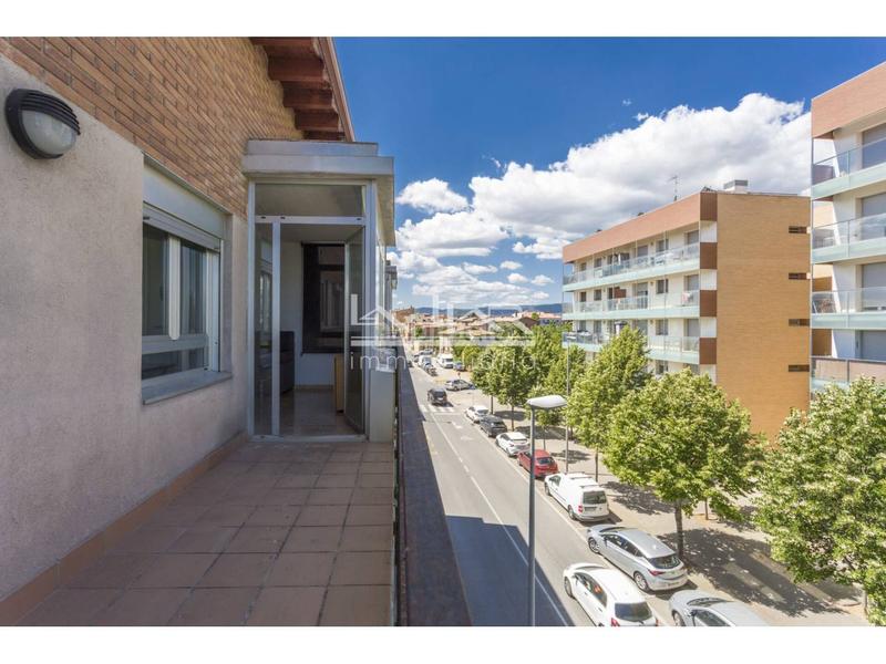 Foto e5364f50-8cbe-4713-9cb5-45ebfc11d6a2. Duplex avec chauffage parking dans Estadi-Santa Anna Vic