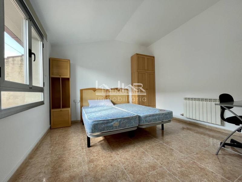 Foto f3141085-3009-472e-a9e6-57e664cffe43. Duplex avec chauffage parking dans Estadi-Santa Anna Vic