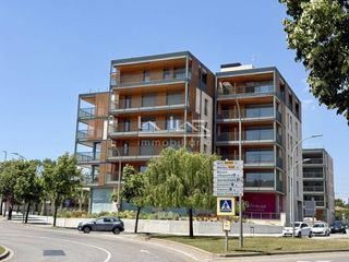 Miete Appartement  Plaza del monestir 1. Piso en alquiler en el centro de vic
