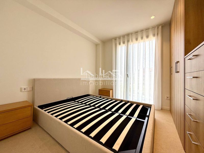 Foto 18d2a271-0784-4bbf-9d79-8d98d6cf75cd. Rent flat in plaza del monestir 1 in Nord Vic