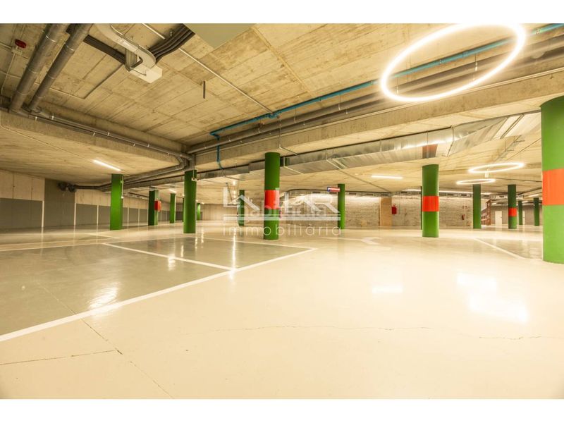 Foto 58688566-bdcc-4409-b729-219a050c99ea. Rent flat in plaza del monestir 1 in Nord Vic