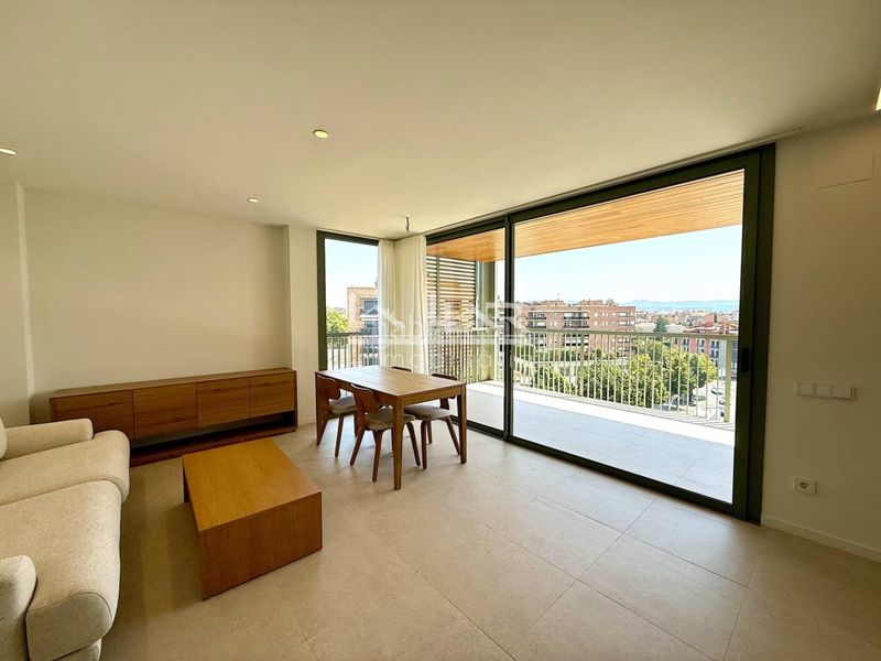 Foto 9c12047c-8cff-4679-a3b3-94c72a5d50a6. Rent flat in plaza del monestir 1 in Nord Vic