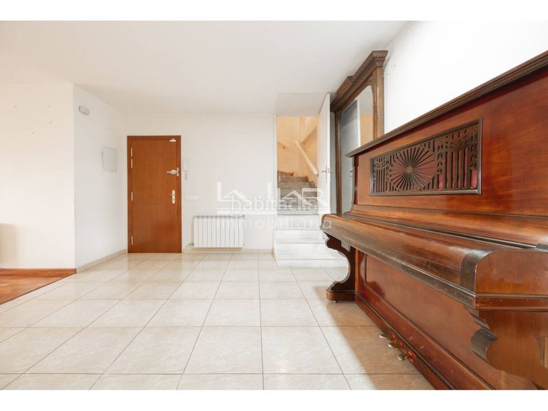 Foto 46db49f9-7ce1-4c45-98cf-6469a89d4732. Àtic a calle bisbe strauch 11 a Remei-La Guixa Vic