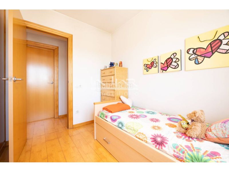 Foto 4c435e9f-8497-47e0-bd60-79e3082d2045. Pis a calle torello 35 a Caputxins-Ambulatori Vic