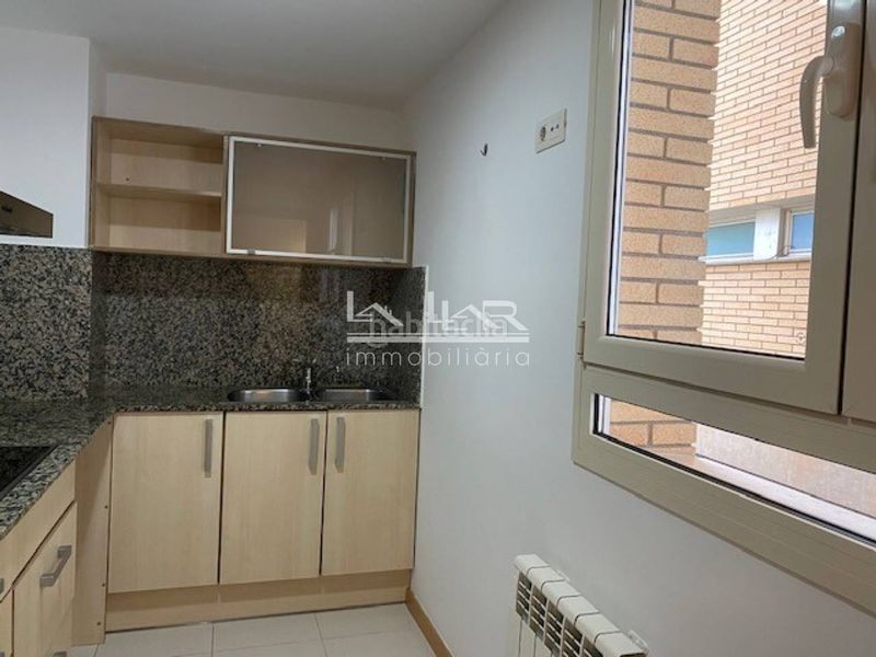 Foto 5cf3da8a-c33f-4abb-bc09-12e9ed49d3cb. Pis amb calefacció aparcament a Estadi-Santa Anna Vic