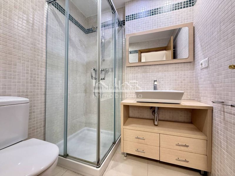 Foto 0bf31a1c-5d09-4146-9090-cbd23fde9f7a. Etagenwohnung mit heizung parking in Caputxins-Ambulatori Vic