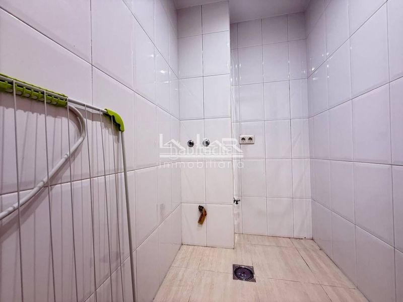Foto e6ad7c54-7f3c-4c93-b063-bf8c41e50990. Etagenwohnung mit heizung parking in Caputxins-Ambulatori Vic