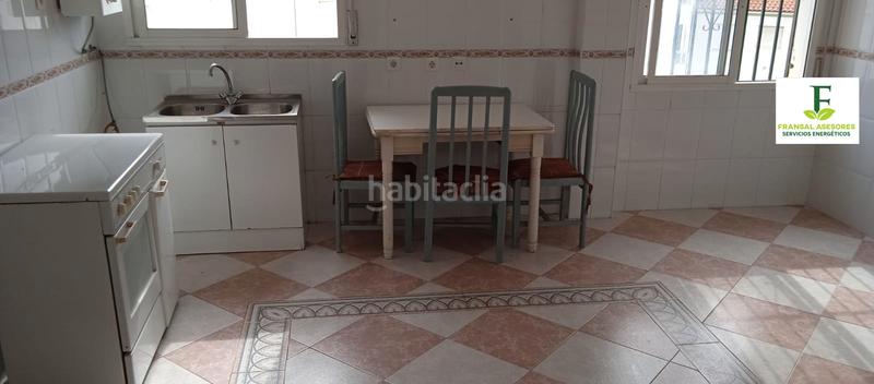 Foto 0b32d352-fc7a-434c-b05a-57bd12661b66. Pis amb calefacció aparcament a Sector Sur Córdoba