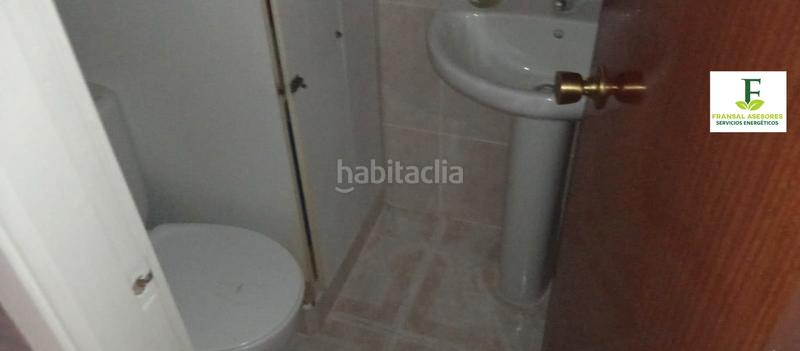 Foto f021c56c-42e0-4d5c-bbb7-f8c7fa1f16d2. Piso en calle del libertador andrés de santacruz 1 gran piso en la zona del poligono guadalquivir en Córdoba