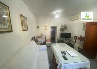 House  Calle de luisa de marillac. Estupenda  casa en la zona alta del campo de la verdad