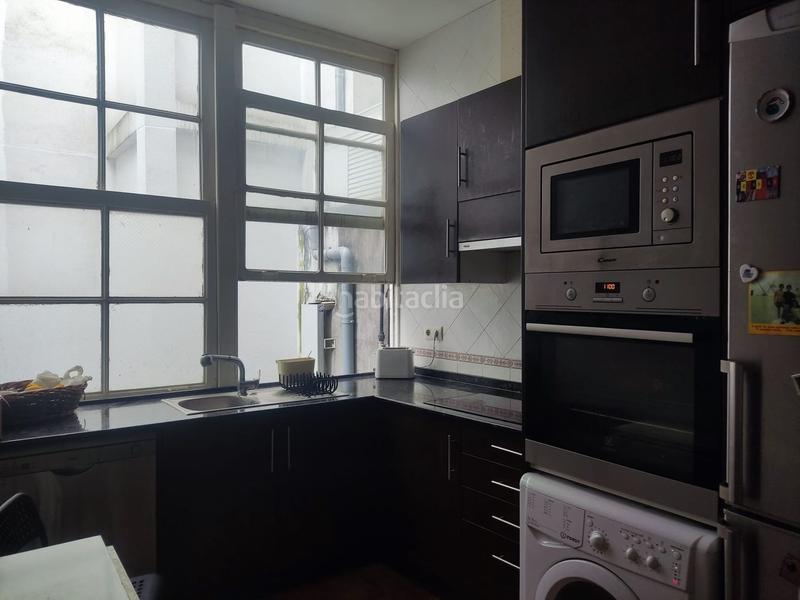 Foto 101772e1-f5ab-4d0b-8d0b-6ec8e6a3adb9. Piso en Centro Ferrol