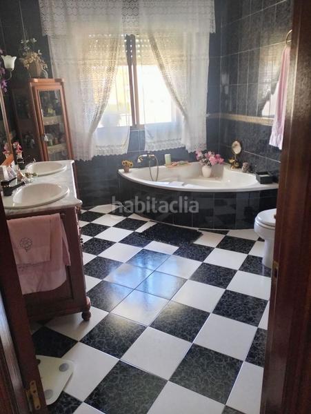 Foto ae7724f9-e30d-47ac-9118-fea3ab2027e7. Chalet en calle trebol 22 en Cúllar Vega