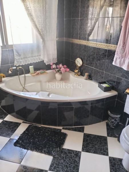 Foto f2c6fc11-07aa-4832-9a89-da44d2720d92. Chalet en calle trebol 22 en Cúllar Vega