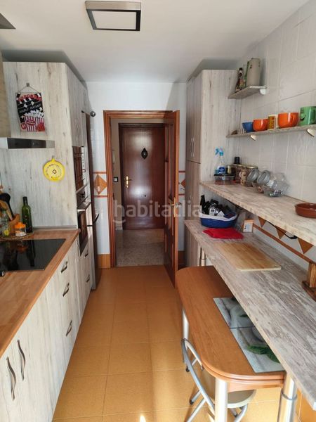 Foto d389de8a-a0f9-4e5a-9016-67bb21a3750c. Pis amb aparcament a Palma del Río