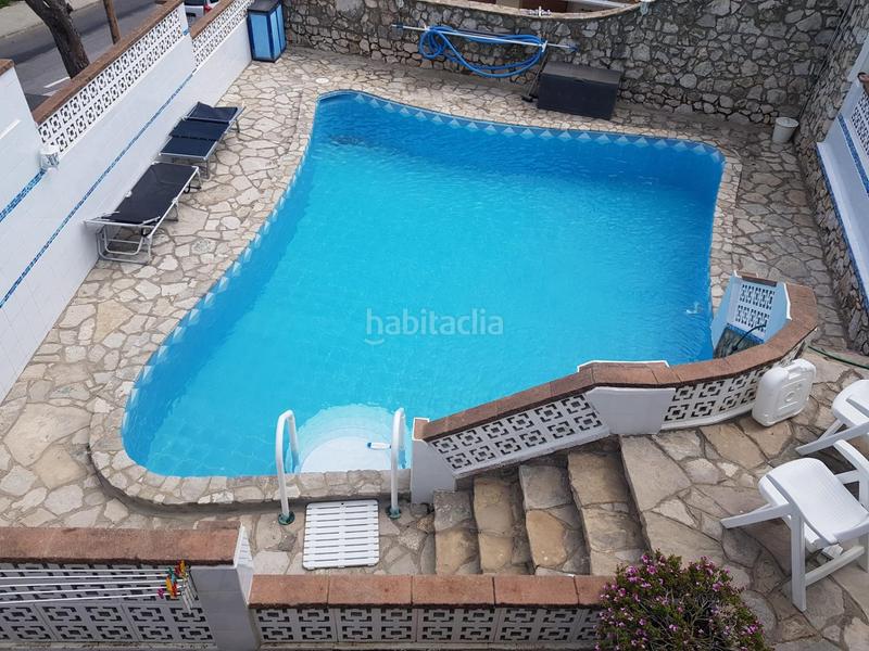 Foto 24dabea6-ef8e-4eec-8cd8-7245cbadfd54. Xalet amb calefacció aparcament piscina a Segur de Calafell nucli urbà Segur de Calafell