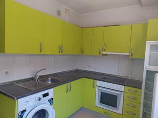 Appartement à Salvatierra o Agurain. Piso exterior en salvatierra  oportunidad única de compra